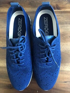 Cole Haan Zerøgrand Stitchlite Wingtip Oxford Navy Blue Sneakers. Size 7